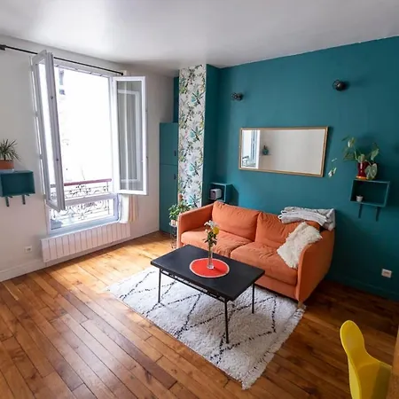 Appartamento Superb Apartment In Paris Near Buttes-Chaumont